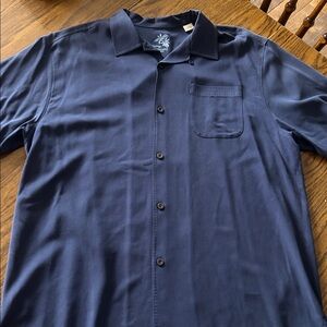 Tommy Bahama Men’s silk shirt. Short-sleeve navy blue